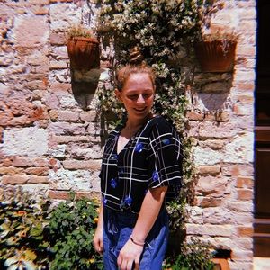 Meet your Posher, Frances